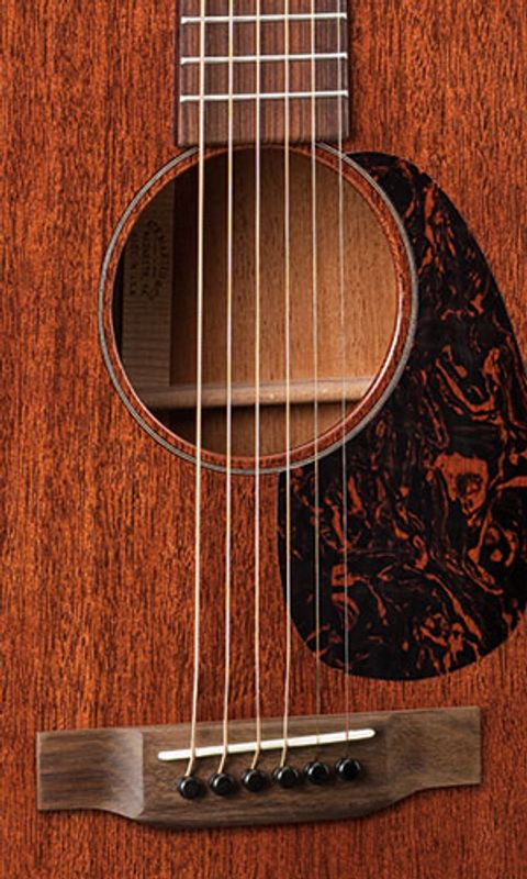 MARTIN 00-15M