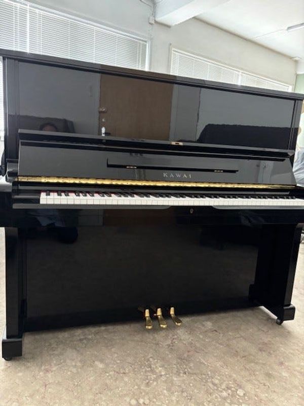 Flott Kawai NS-25 konsertpiano